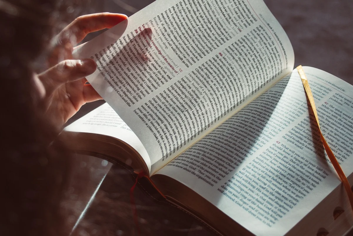 Comment personnaliser votre lettre sans vous arracher les cheveux